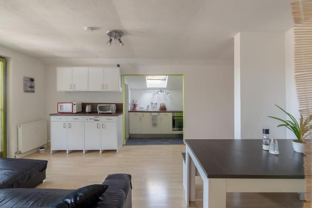 Rauth Lovely Spacious 3Room Loft Under Roof-100M2-Touristarea מראה חיצוני תמונה